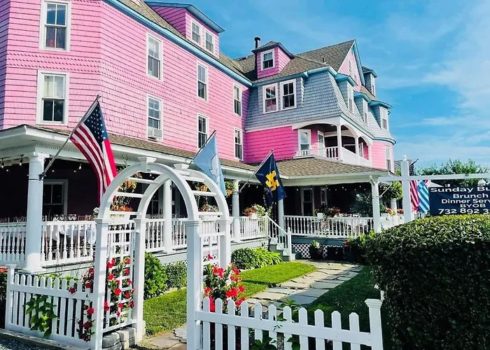 The Grenville Hotel And Restaurant